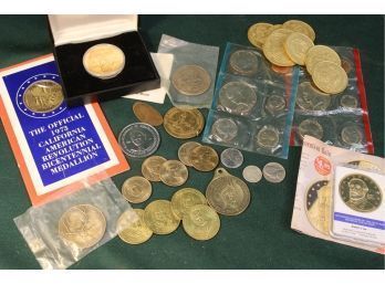 Collectible Medals, Coins & Tokens,  Commeratives 2 1978 US Coin Sets   (282)