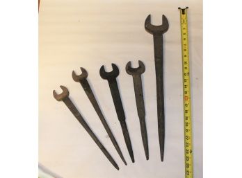 5 Large Spud Wrenches