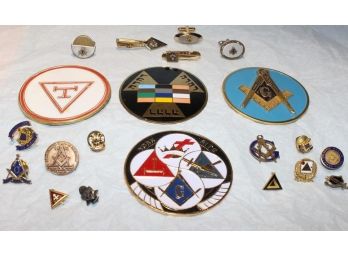 Masons Collectibles: Pins, Emblems, Tie Tacks .....