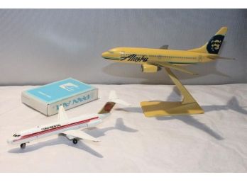Vintage Desk Top Alaskan & Continental Airliner Models