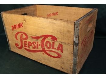 Large Pepsi Cola  Wood Box - 18'x 12'x 10' , Ca 1958   (95)