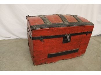 Antique Slatted Dome Top Trunk, Embossed Metal, As Is, 26'x 14'x 19'h  (225)