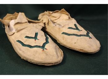 Pair Of Antique Handsewn Beaded Leather Moccasins  (205)