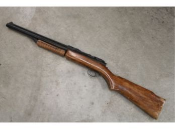 Benjamin Franklin Pump BB Rifle     (90)