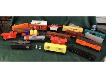 Vintage Lionel Train Lot W/type 1044 Transformer & 16 Assorted Unused Cars  (42)
