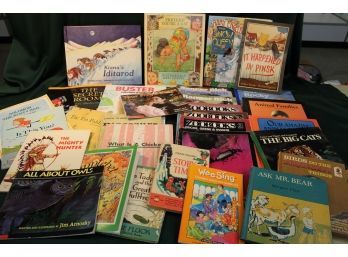 Vintage Children's Books And Magazines - One Signed By Author  (22)