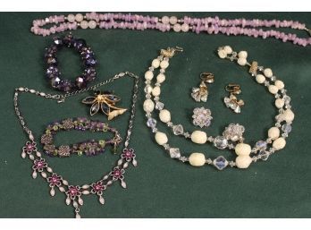 Vintage Costume Jewelry - Necklaces, Earrings, Bracelets (340)