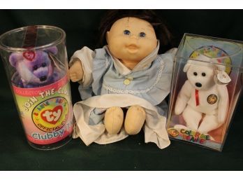 Vintage Cabbage Patch Doll & 2 Unopened Ty Beanie Babies  (42)