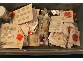 Box Of Vintage Buttons  (66)