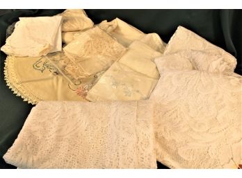 Vintage Linens & Lace - Table Covers, Draperies   (127)