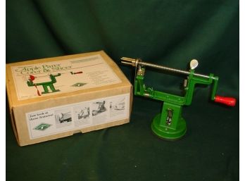 Vintage White Mountain Apple Parer/corer & Slicer - Like New In Box (12)