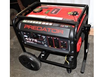 Predator Generator,  16 Hour Run Time, 3500 Running Watts, 120V, 240V, New, W/gas & Manual   (231)