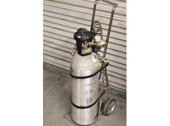 Tank Of CO2 W/regulator On Rolling Carrier, Contains Gas  (261)