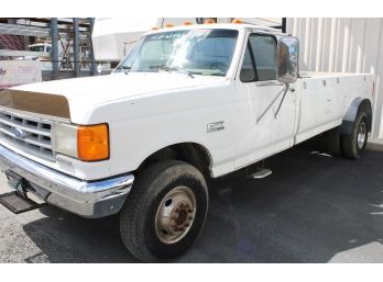 1990 Ford F-450 Dual Rear Axel Diesel (6.5?) Pick Up Truck, (2)