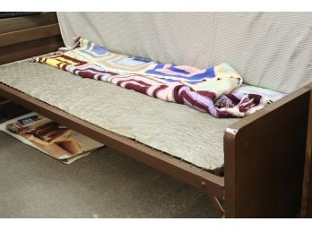 Single Size Metal Bed Frame With Springs  (71)