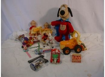 Lot Of Toys  (1335)