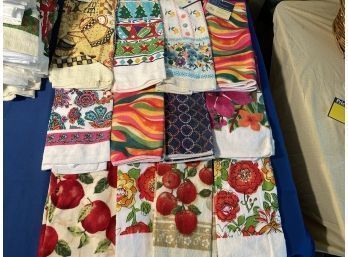 12 Assorted New Towels