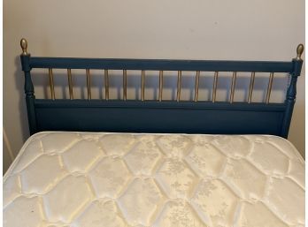 Incredible Full Size Iron Bed With Elegant Rest