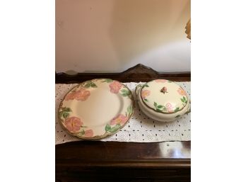 Franciscan 2 Pcs Casserole Dish And Cake Plate