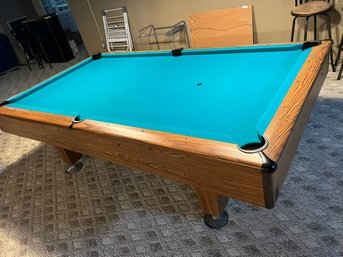 Kasson Pool Table & Accessories