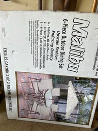 Malibu Table In Box / Umbrella  & Chairs