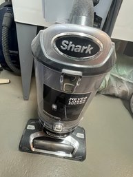 Shark Rotator Vacuum NV60131