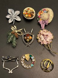 Vintage Costume Jewelry Brooch Lot