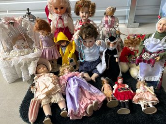 Huge Lot Of Miscellanious Dolls