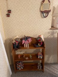 Bookshelf Shotgun Red Doll With Autograph And Decorative Items