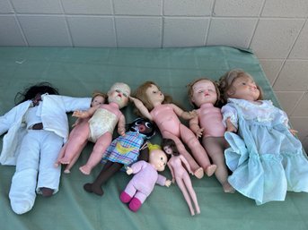 Large Lot Of Nine Vintage Dolls