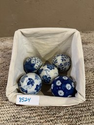Sphere Lot Of Five Balls Delft Blue And White