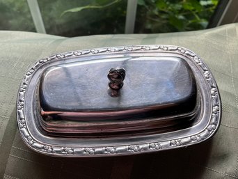 Vintage Oneida Silversmith Covered Silver Plate Butter Dish