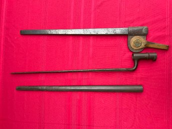 Antique Civil War Bayonet With Extra Sheath