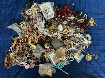 Necklace Lot Large Lot Of Costume Jewelry Necklaces