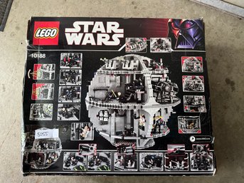 LEGO Star Wars 10188 Death Star Opened
