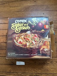 Pyrex Bake Basket 2 Quart Dish With Box