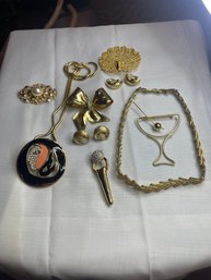 Vintage Costume Jewelry Mixed Lot Rhinestones Pearls Brooch Necklace Bracelet And More