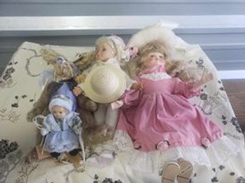 Lot Of 3 Dolls & 1 Bunny Toy