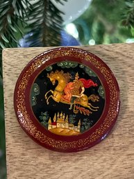 Gorgeous Vintage Hand Painted Russian Lacquered Brooch Signed