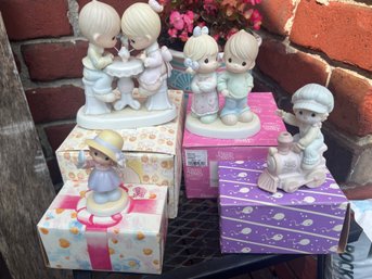 Lot Of 4 Precious Moments Figurines