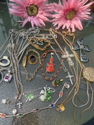 Lot Of Necklaces / Pendants & Bracelets - Some Silver
