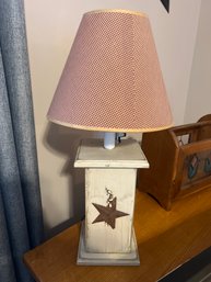 Country Style Wood Table Lamp