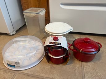 Fabulous Kitchen Lot - Pampered Chef & More!