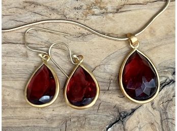 Gorgeous Red Rhinestone Set - Necklace & Hook Earrings