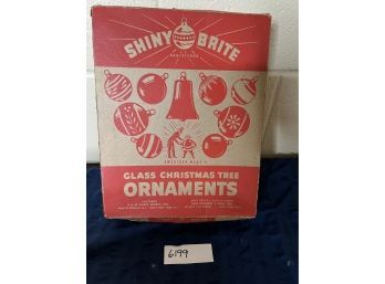 Vintage Shiny Bright Bulbs / Ornaments In Box