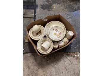 Plate Dish Lot Stoneware Mugs Bowls