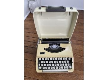 Vintage Typewriter In Case SS Kresge With Original Retro Case And Cover
