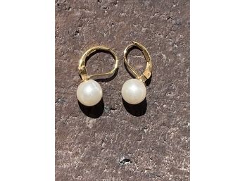 Classic Vintage 14k Gold & Pearl Pierced Earrings