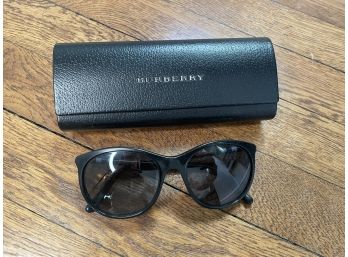 Burberry Sunglasses Black Women's Classic  BY 3255383