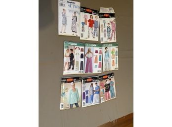 Sewing Patterns Lot - 9 Patterns ( Simplicity And New Look )